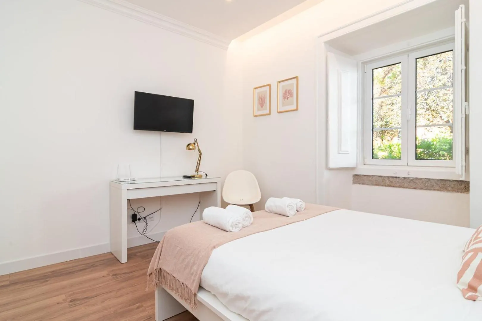Guestready - Priorado - Yellow Suite Lisboa Portugalsko