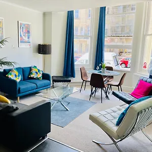 Seaside Mansion Apartment Brighton
